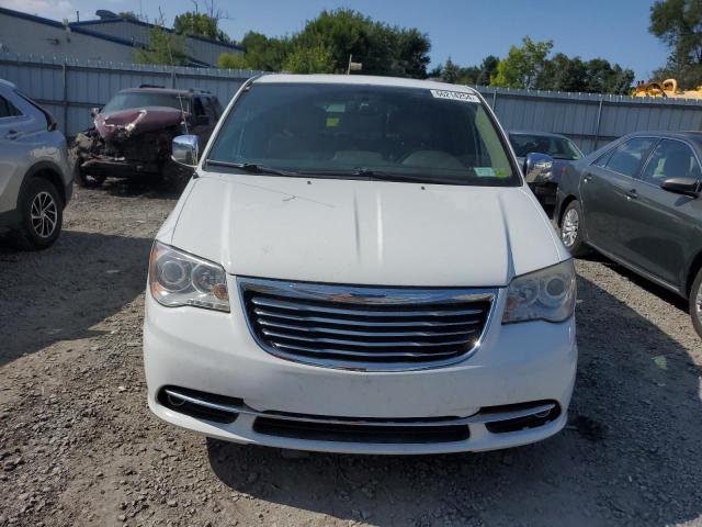 Photo 5 from auction – 2014 CHRYSLER TOWN & COU with VIN 2C4RC1GG0ER345596