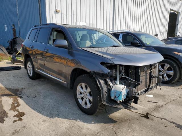 Photo 4 from auction – 2012 TOYOTA HIGHLANDER with VIN 5TDBK3EH2CS126204