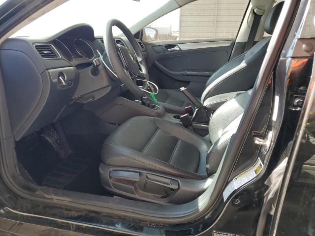 Photo 7 from auction – 2014 VOLKSWAGEN PASSAT S with VIN 1VWAT7A37EC106039