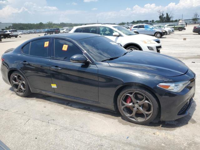 Photo 4 from auction – 2017 ALFA ROMEO GIULIA TI with VIN ZARFAECN5H7533868