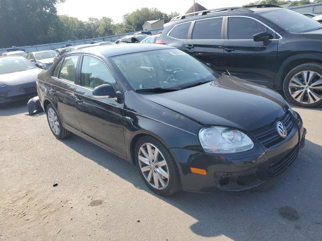 Photo 4 from auction – 2010 VOLKSWAGEN JETTA WOLF with VIN 3VWRA7AJ2AM106658