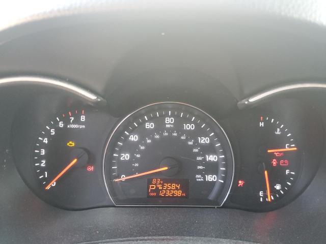 Photo 9 from auction – 2014 KIA SORENTO LX with VIN 5XYKT3A60EG452889