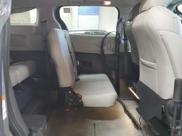 Photo 11 from auction – 2022 TOYOTA SIENNA LE with VIN 5TDKRKEC8NS096302