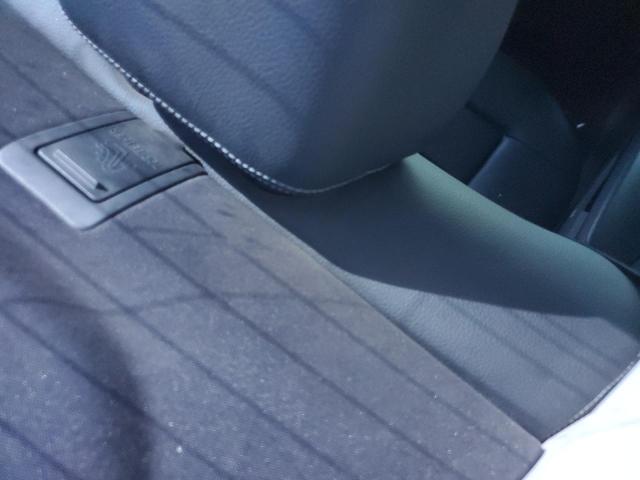 Photo 10 from auction – 2014 MERCEDES-BENZ E 350 with VIN WDDHF5KB3EA986564