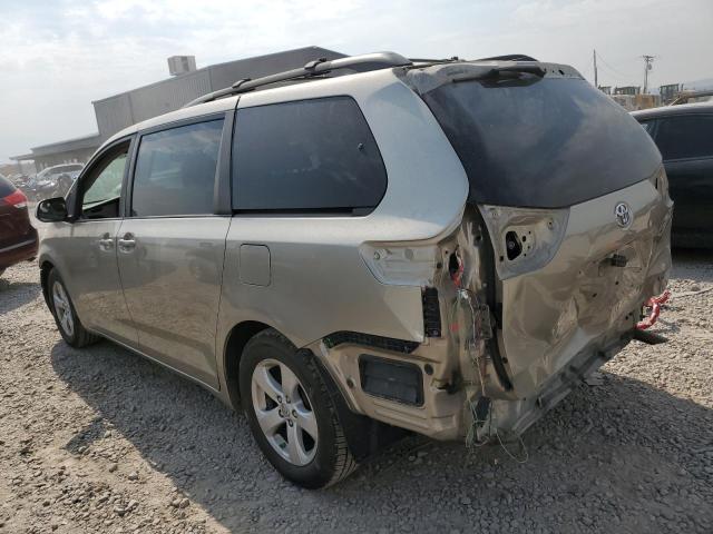 Photo 2 from auction – 2015 TOYOTA SIENNA LE with VIN 5TDKK3DC1FS670641