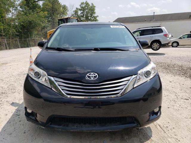 Photo 5 from auction – 2017 TOYOTA SIENNA XLE with VIN 5TDYZ3DC8HS900684