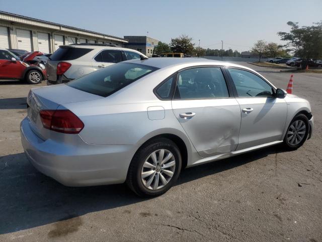 Photo 3 from auction – 2014 VOLKSWAGEN PASSAT S with VIN 1VWAP7A33EC016231