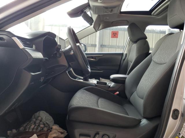 Photo 7 from auction – 2021 TOYOTA RAV4 XLE with VIN 2T3W1RFV9MC150433