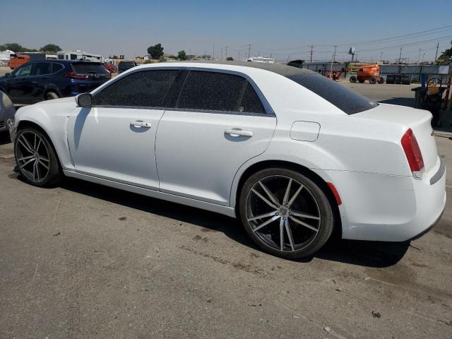 Photo 2 from auction – 2015 CHRYSLER 300 LIMITE with VIN 2C3CCAAGXFH841905