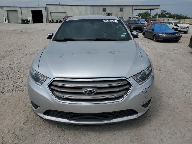 Photo 5 from auction – 2017 FORD TAURUS SEL with VIN 1FAHP2E82HG136809