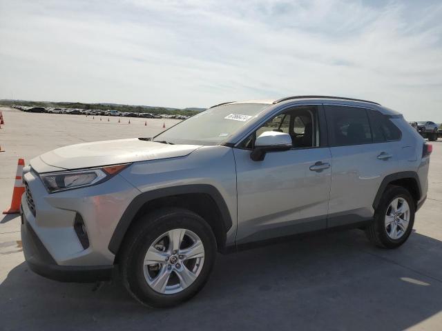 TOYOTA RAV4 XLE 2021 with VIN 2T3W1RFV5MC148761 - Photo from auction