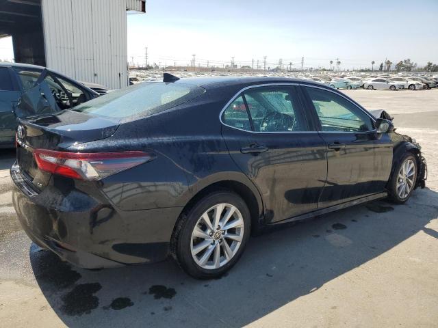 Photo 3 from auction – 2022 TOYOTA CAMRY LE with VIN 4T1C11AK6NU652973