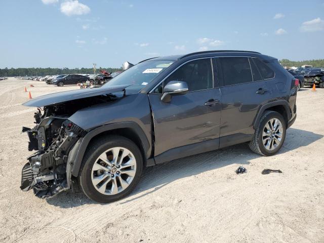 Photo 1 from auction – 2021 TOYOTA RAV4 XLE P with VIN 2T3C1RFVXMC109473