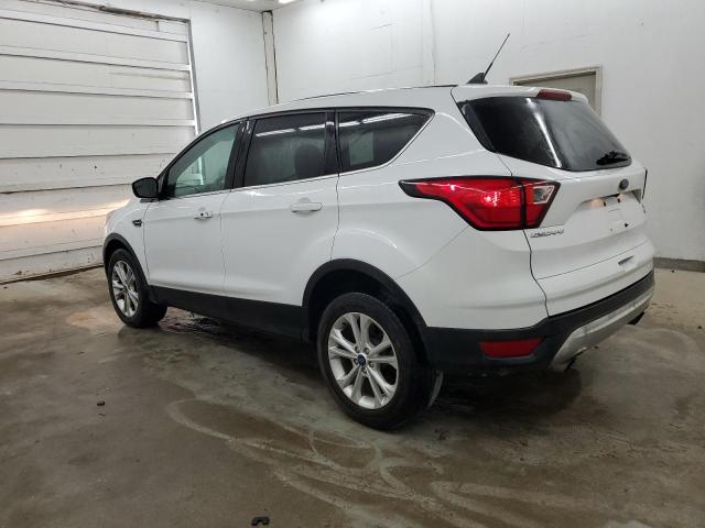 Photo 2 from auction – 2019 FORD ESCAPE SE with VIN 1FMCU9GD9KUB25374