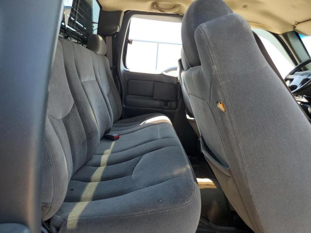 Photo 10 from auction – 2003 GMC SIERRA C25 with VIN 1GTHC29U83E374133