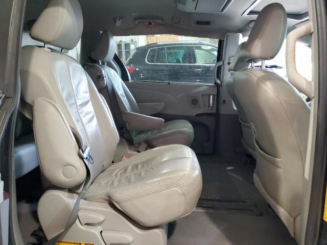 Photo 11 from auction – 2011 TOYOTA SIENNA XLE with VIN 5TDYK3DC0BS084159