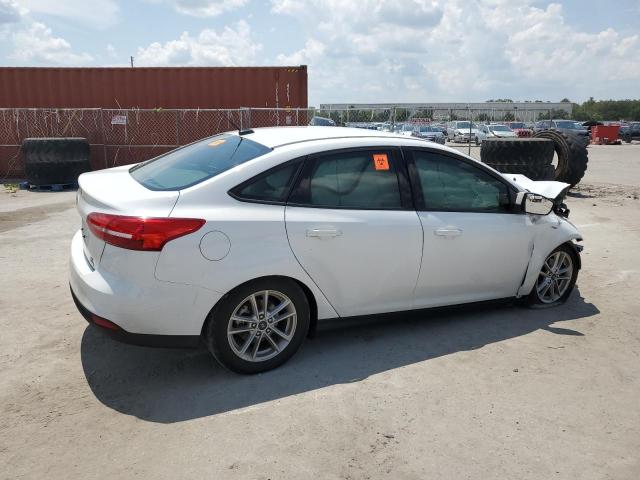 Photo 3 from auction – 2017 FORD FOCUS SE with VIN 1FADP3FE9HL208573