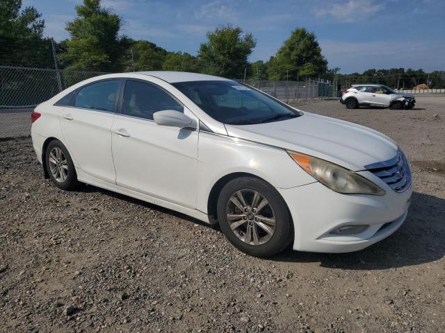 Photo 4 from auction – 2013 HYUNDAI SONATA GLS with VIN 5NPEB4AC2DH767504