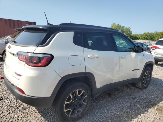 Фото 3 с аукциона – 2019 JEEP COMPASS TR с VIN 3C4NJDDB7KT667949
