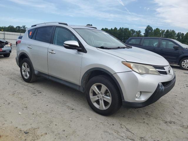 Photo 4 from auction – 2014 TOYOTA RAV4 XLE with VIN 2T3WFREV3EW075697