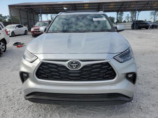 Photo 5 from auction – 2022 TOYOTA HIGHLANDER with VIN 5TDGZRAH8NS126916