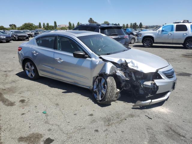 Photo 4 from auction – 2013 ACURA ILX 24 PRE with VIN 19VDE2E57DE000568
