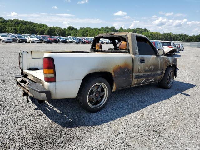Photo 3 from auction – 2000 CHEVROLET silverado with VIN 1GCEC14T3YZ158248