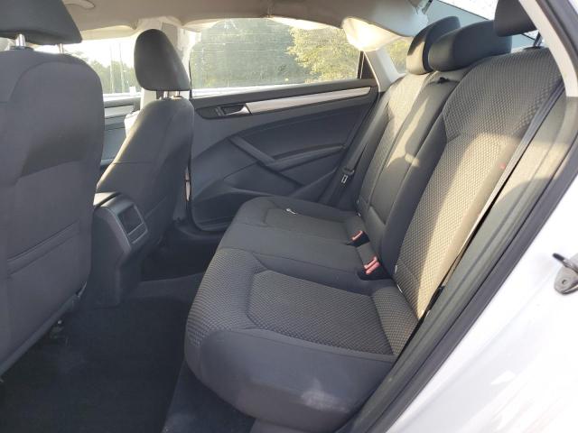 Photo 10 from auction – 2013 VOLKSWAGEN PASSAT S with VIN 1VWAH7A30DC079282