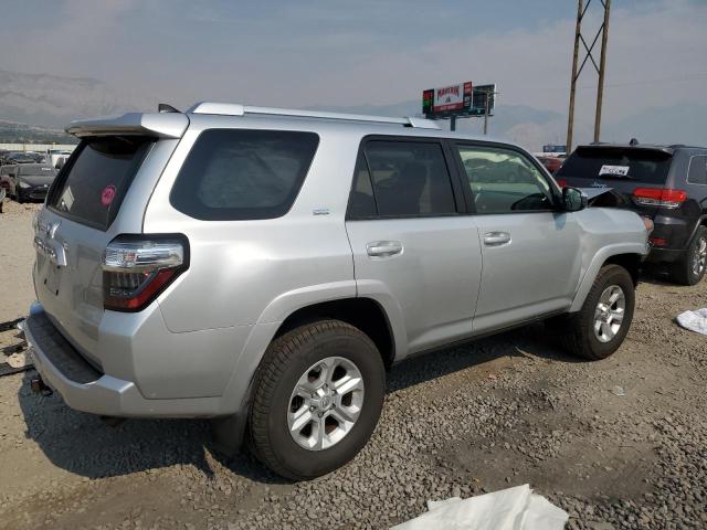 Photo 3 from auction – 2016 TOYOTA 4RUNNER SR with VIN JTEBU5JR9G5296510