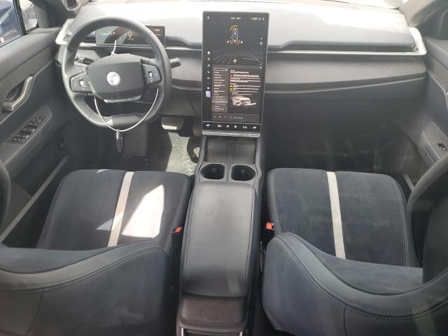 Photo 8 from auction – 2023 FISKER AUTOMOTIVE OCEAN with VIN VCF1ZBU27PG003531