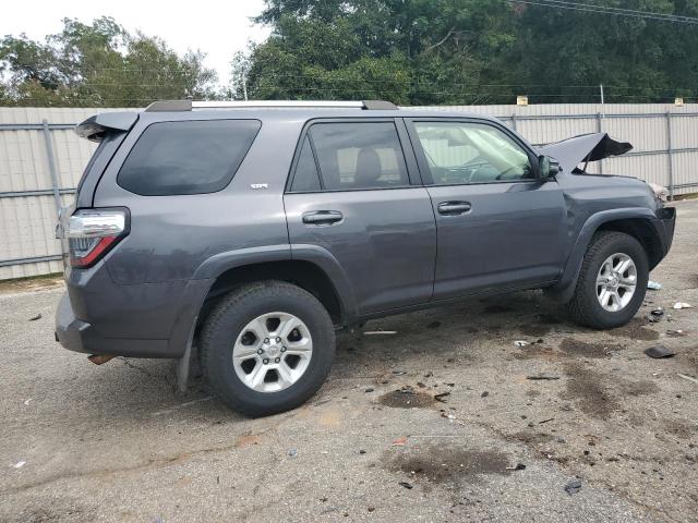 Photo 3 from auction – 2019 TOYOTA 4RUNNER SR with VIN JTEBU5JRXK5646820