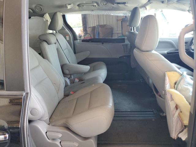 Photo 11 from auction – 2017 TOYOTA SIENNA XLE with VIN 5TDYZ3DC4HS892678