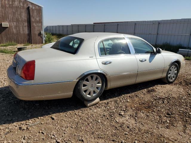 Photo 3 from auction – 2005 LINCOLN TOWN CAR S with VIN 1LNHM82W15Y647504