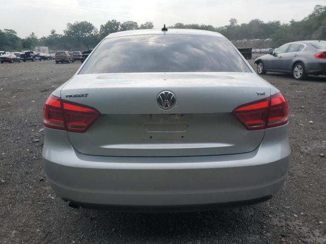 Photo 6 from auction – 2015 VOLKSWAGEN PASSAT S with VIN 1VWAT7A35FC100547