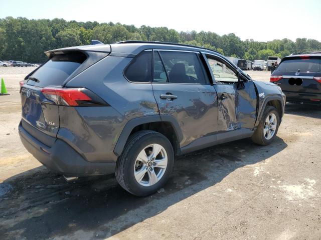 Photo 3 from auction – 2020 TOYOTA RAV4 XLE with VIN 2T3W1RFVXLC061355
