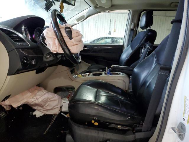 Photo 7 from auction – 2013 CHRYSLER TOWN & COU with VIN 2C4RC1GG5DR815684