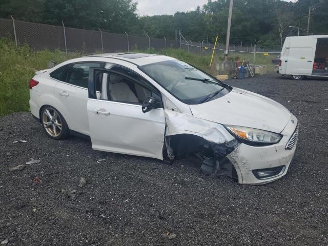 Photo 4 from auction – 2015 FORD FOCUS TITA with VIN 1FADP3J28FL286322