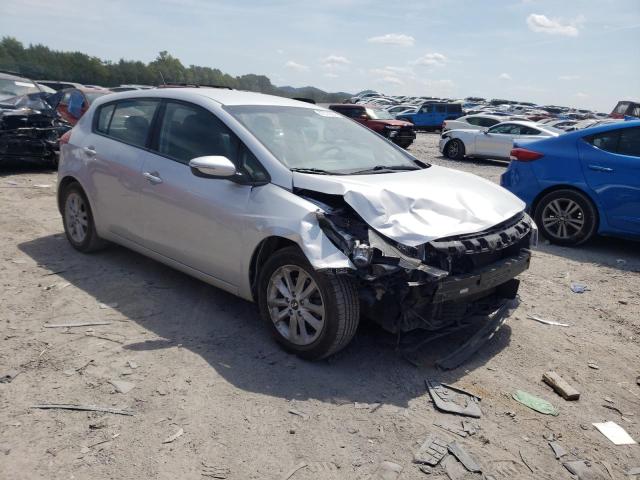 Photo 4 from auction – 2017 KIA FORTE with VIN KNAFK5A82H5674183