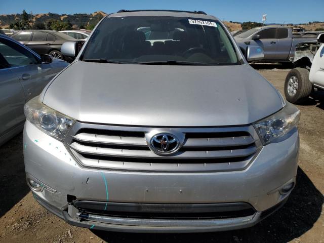 Photo 5 from auction – 2011 TOYOTA HIGHLANDER with VIN 5TDDK3EH8BS056151