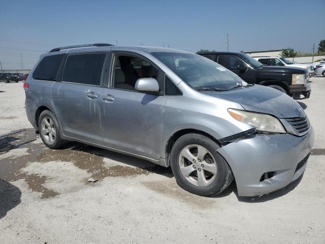 Photo 4 from auction – 2011 TOYOTA SIENNA LE with VIN 5TDKK3DC7BS001669