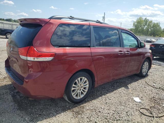 Photo 3 from auction – 2011 TOYOTA SIENNA XLE with VIN 5TDYK3DC1BS107934