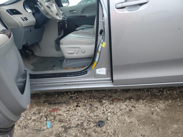 Photo 13 from auction – 2013 TOYOTA SIENNA XLE with VIN 5TDDK3DC0DS066486