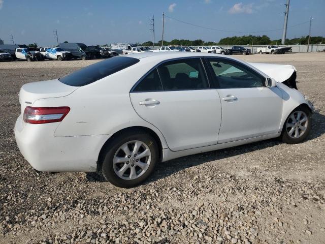 Foto 3 de la subasta – 2011 TOYOTA CAMRY BASE con VIN 4T1BF3EK4BU601759