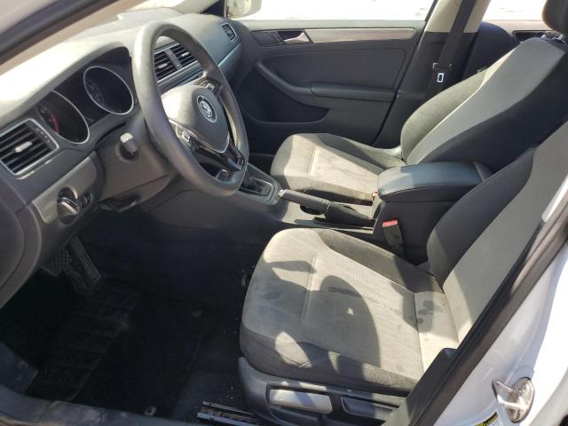 Photo 7 from auction – 2018 VOLKSWAGEN JETTA S with VIN 3VW2B7AJ4JM203830
