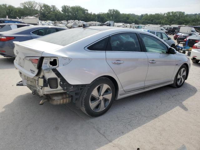 Photo 3 from auction – 2016 HYUNDAI SONATA HYB with VIN KMHE34L17GA016723