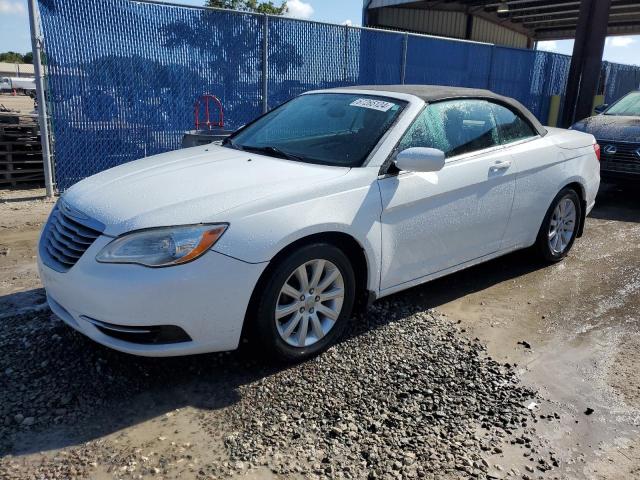 CHRYSLER 200 TOURIN 2011 with VIN 1C3BC2EG2BN570674 - Photo from auction