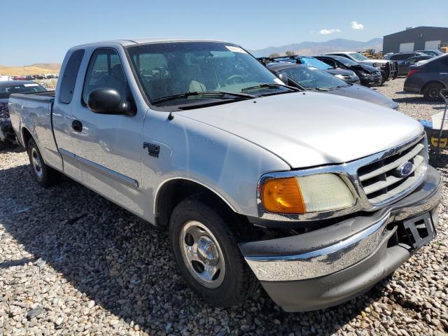 Photo 4 from auction – 2004 FORD F-150 HERI with VIN 2FTRX17W04CA89831