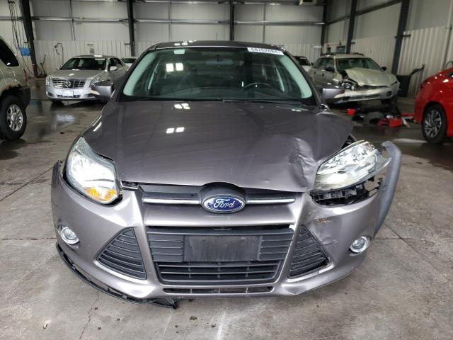 Zdjęcie 5 z aukcji – 2014 FORD FOCUS SE z VIN 1FADP3K25EL213485
