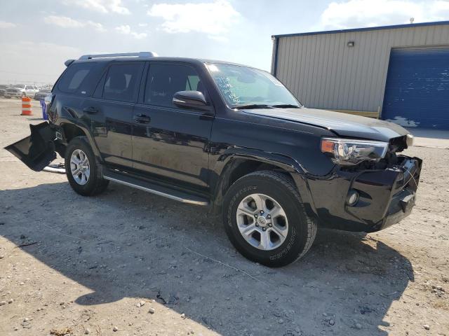 Foto 4 de la subasta – 2018 TOYOTA 4RUNNER SR con VIN JTEBU5JR7J5583643