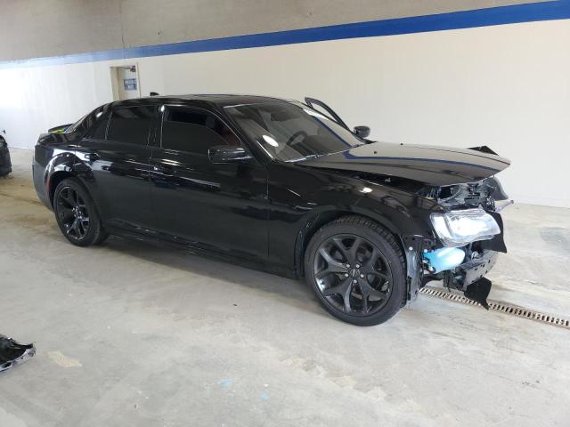Photo 4 from auction – 2020 CHRYSLER 300 S with VIN 2C3CCABG6LH217304